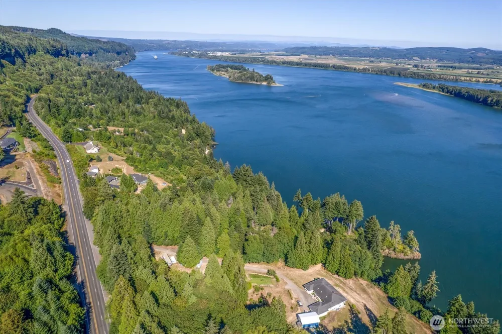 1650 E State Route 4 Cathlamet, WA 98612