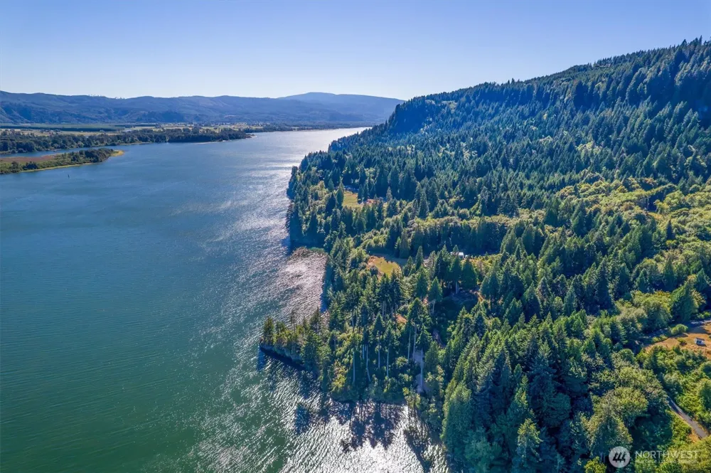 1650 E State Route 4 Cathlamet, WA 98612