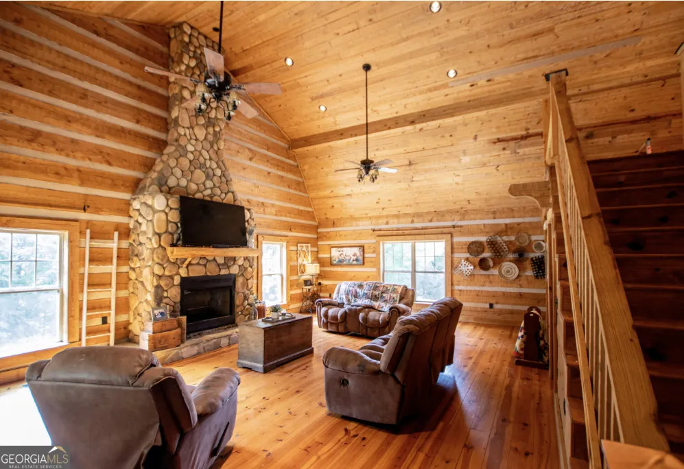 155 Cavender Creek RD Carrollton, GA 30116