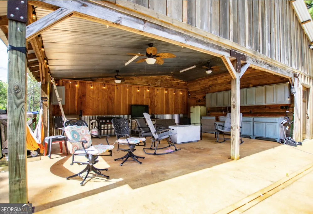 155 Cavender Creek RD Carrollton, GA 30116