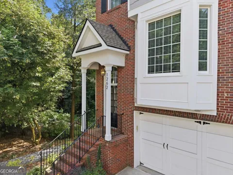 1262 Brickton DR NW