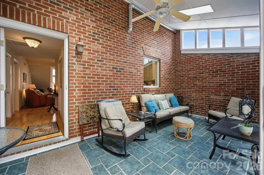 115 W Meeting Street Morganton, NC 28655