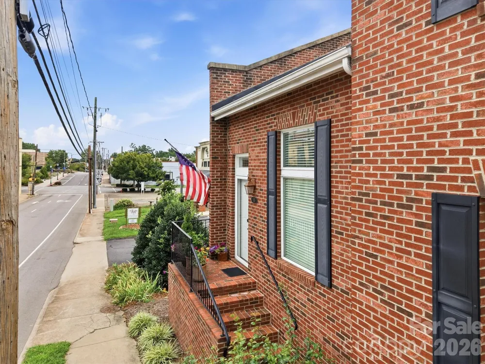 115 W Meeting Street Morganton, NC 28655