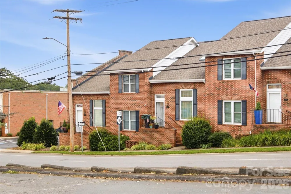 115 W Meeting Street Morganton, NC 28655