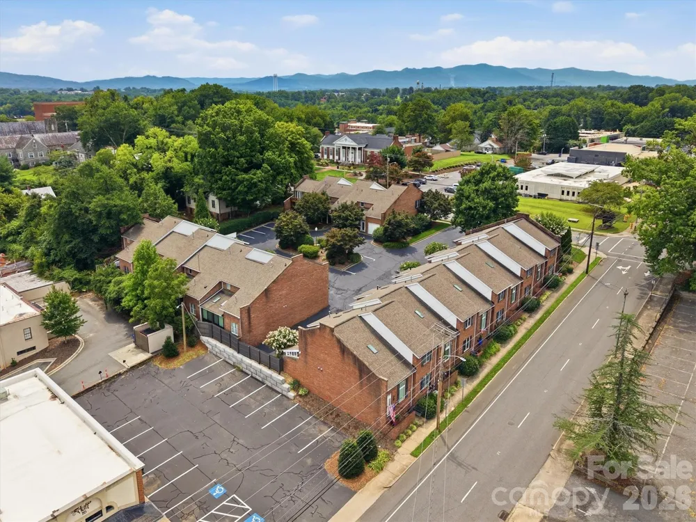 115 W Meeting Street Morganton, NC 28655