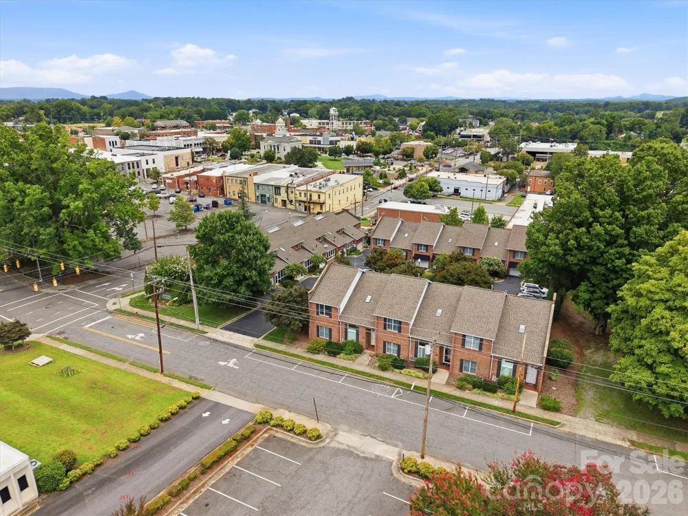 115 W Meeting Street Morganton, NC 28655