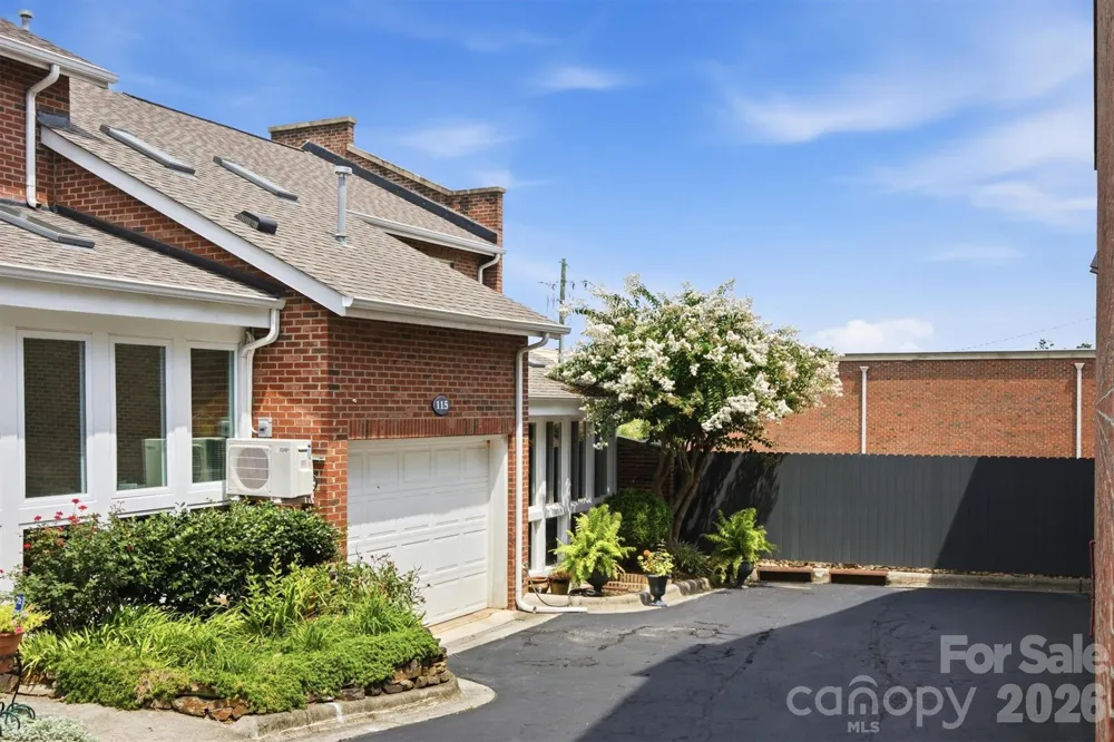 115 W Meeting Street Morganton, NC 28655