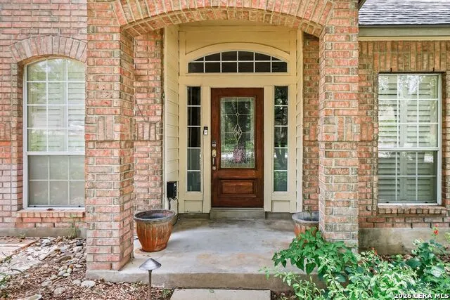 9631 Maytum Cir Helotes, TX 78023
