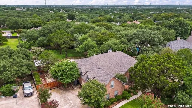 9631 Maytum Cir Helotes, TX 78023