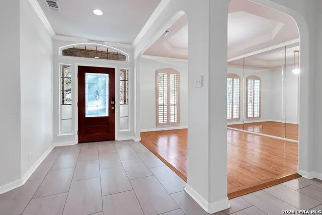9631 Maytum Cir Helotes, TX 78023