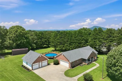 5573 Clarks Bridge Road