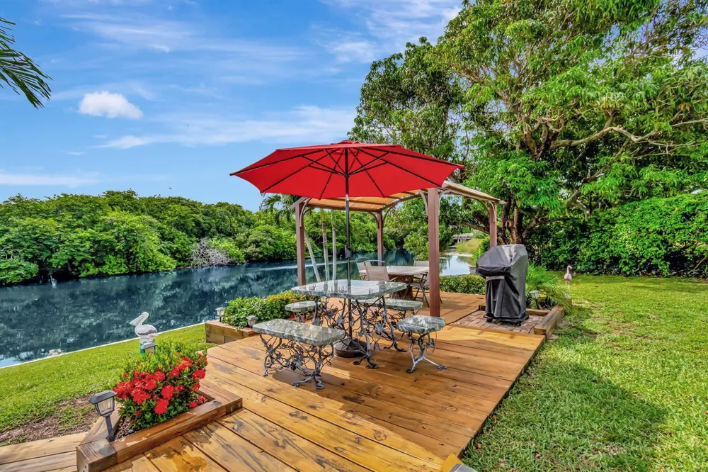 302 Venice Drive Boynton Beach, FL 33426