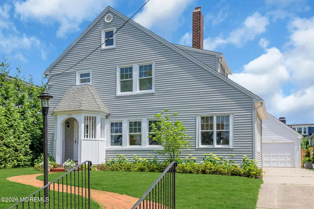 206 Monroe Avenue Spring Lake, NJ 07762
