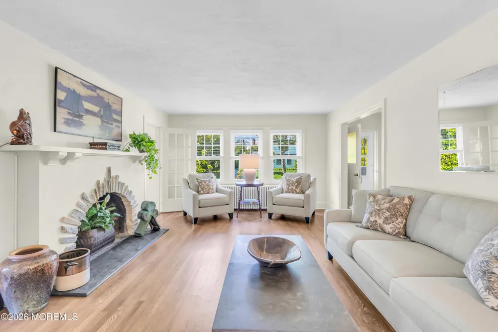 206 Monroe Avenue Spring Lake, NJ 07762