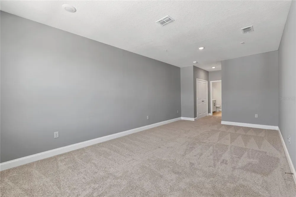 7557 LAUREATE BOULEVARD #6401 Orlando, FL 32827