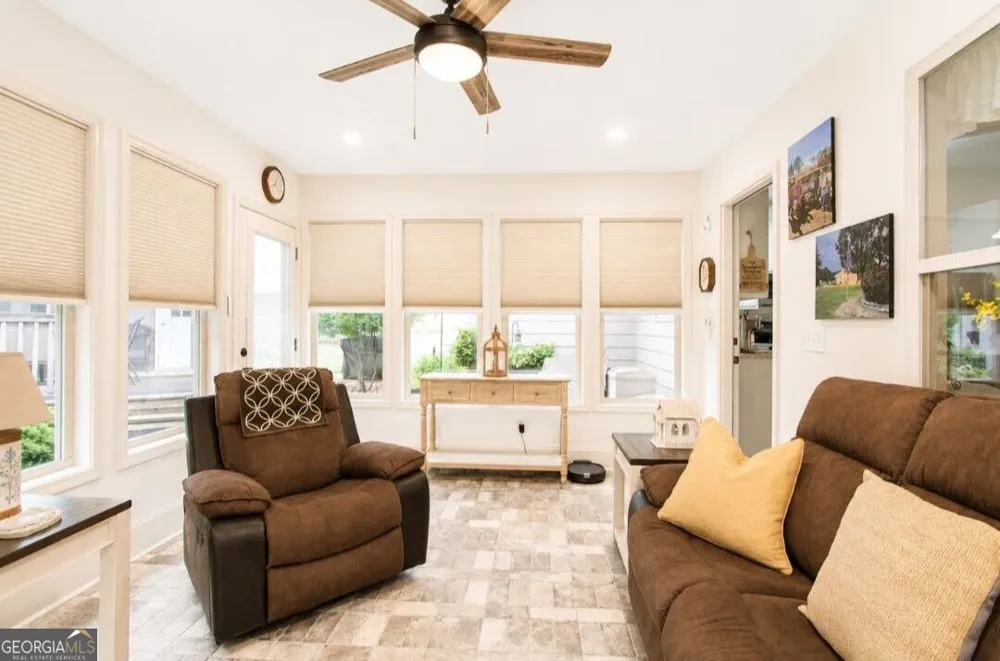 107 Cooper CT Statham, GA 30666