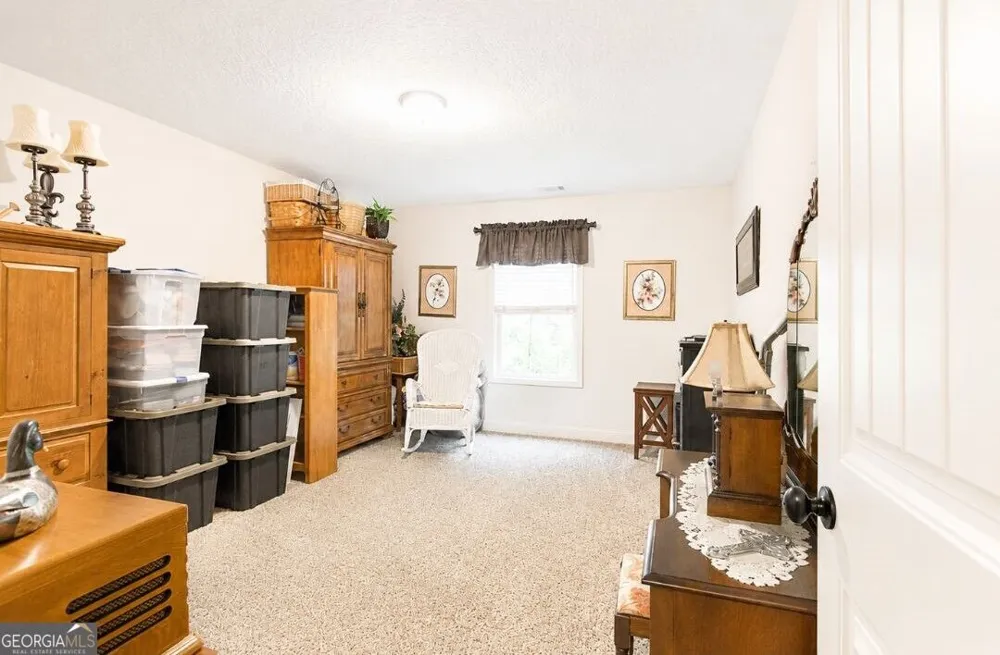 107 Cooper CT Statham, GA 30666