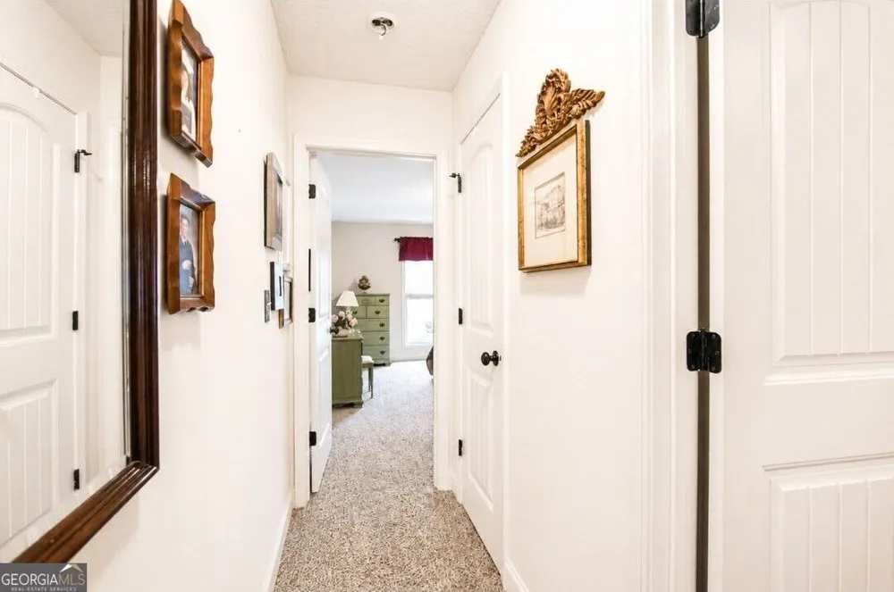 107 Cooper CT Statham, GA 30666
