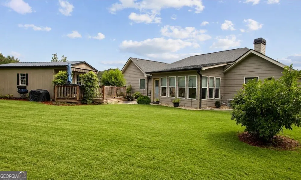 107 Cooper CT Statham, GA 30666