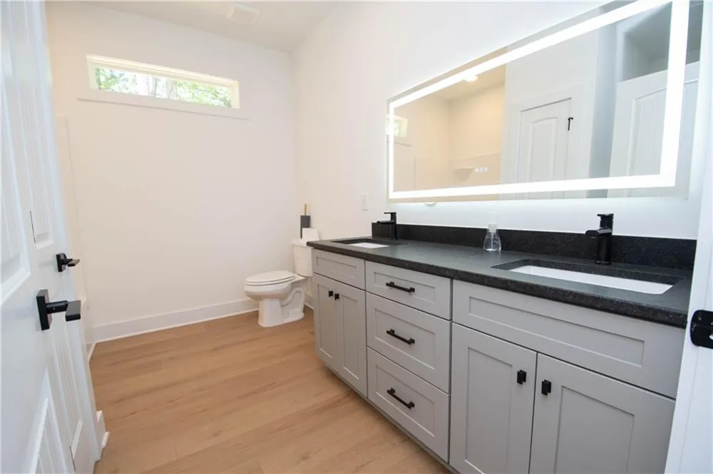 680 Ponderosa Fayetteville, GA 30214