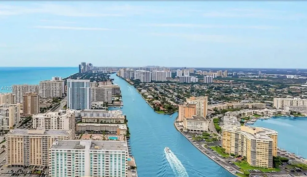 4010 S Ocean Dr #R2007 Hollywood, FL 33019