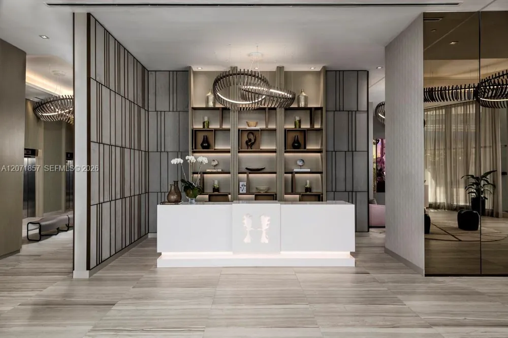 4010 S Ocean Dr #R2007 Hollywood, FL 33019