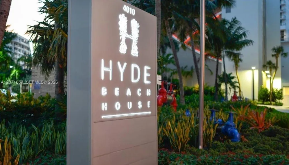 4010 S Ocean Dr #R2007 Hollywood, FL 33019