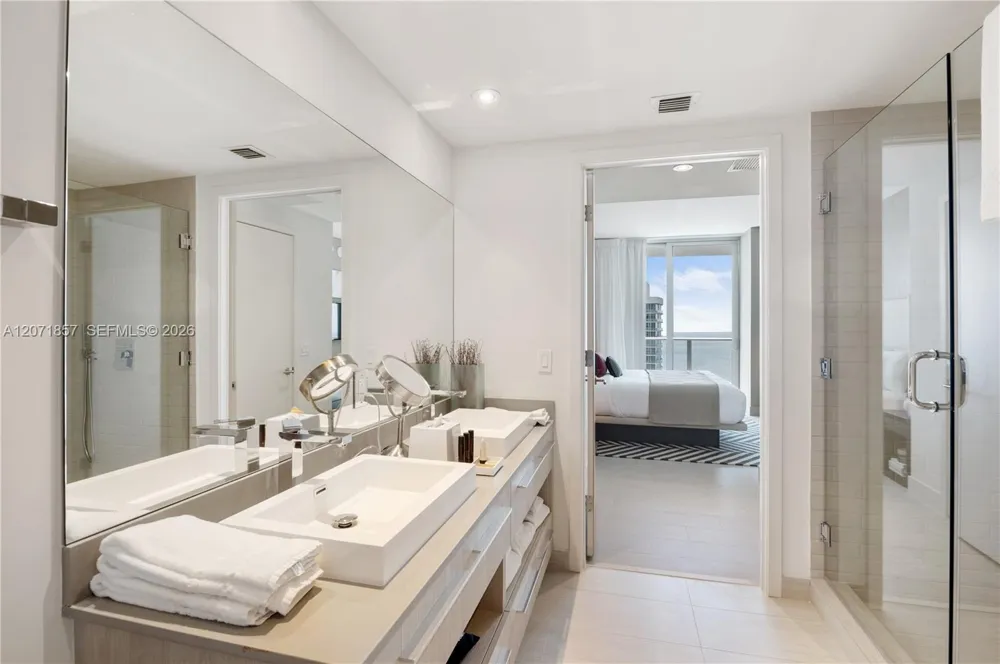 4010 S Ocean Dr #R2007 Hollywood, FL 33019