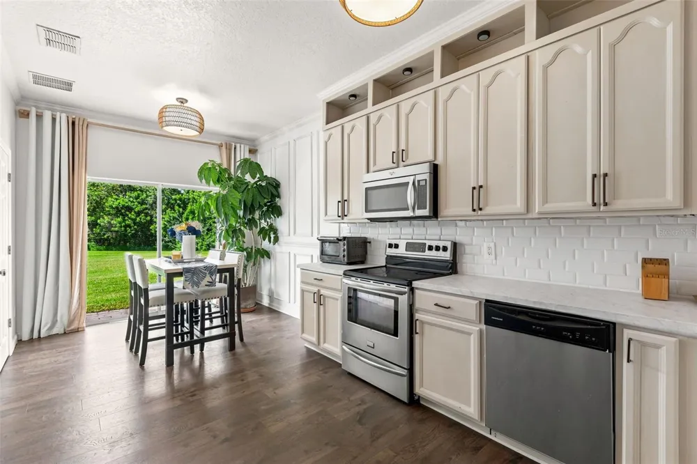 16424 CEDAR CREST DRIVE Orlando, FL 32828