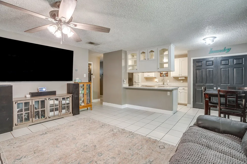 1105 Patrick Street Crowley, TX 76036