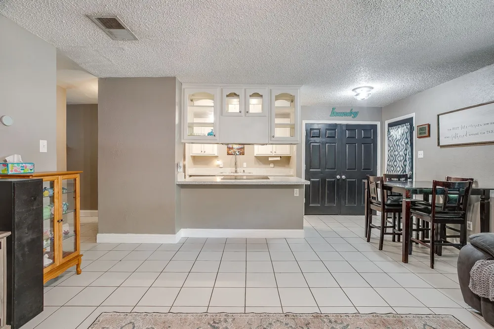 1105 Patrick Street Crowley, TX 76036
