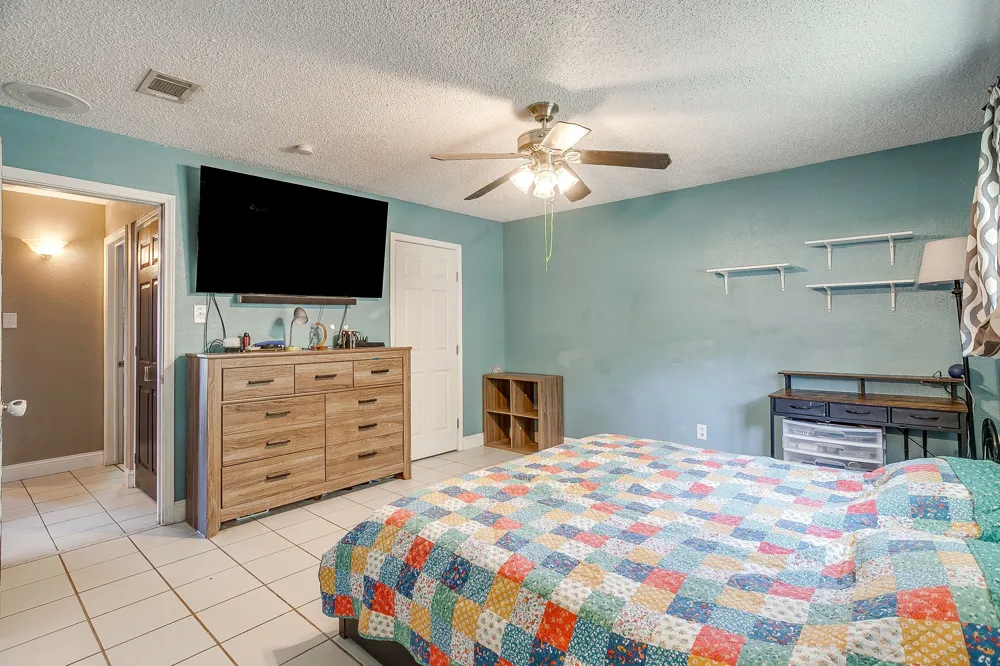 1105 Patrick Street Crowley, TX 76036