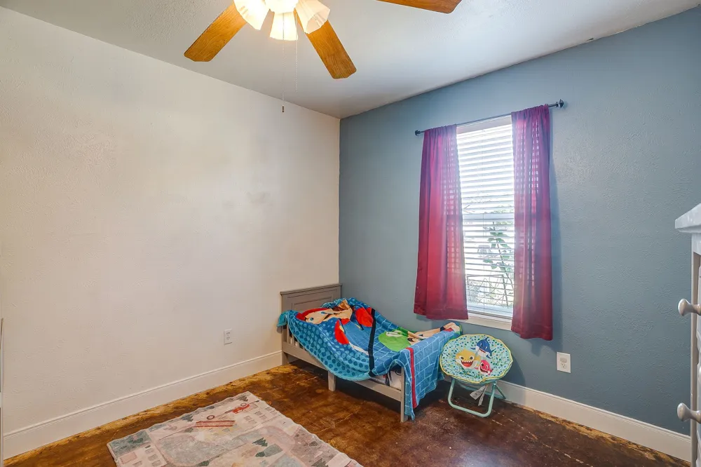 1105 Patrick Street Crowley, TX 76036