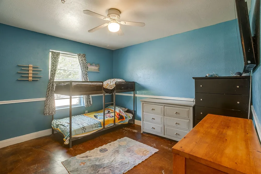 1105 Patrick Street Crowley, TX 76036