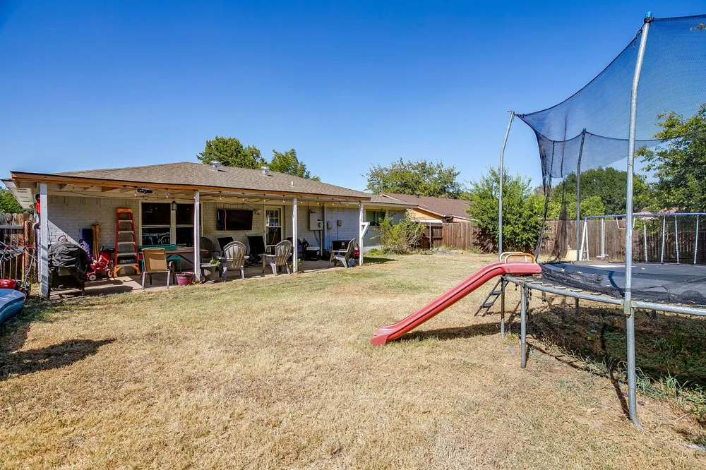 1105 Patrick Street Crowley, TX 76036
