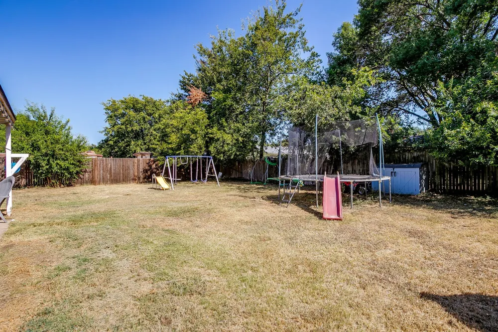 1105 Patrick Street Crowley, TX 76036