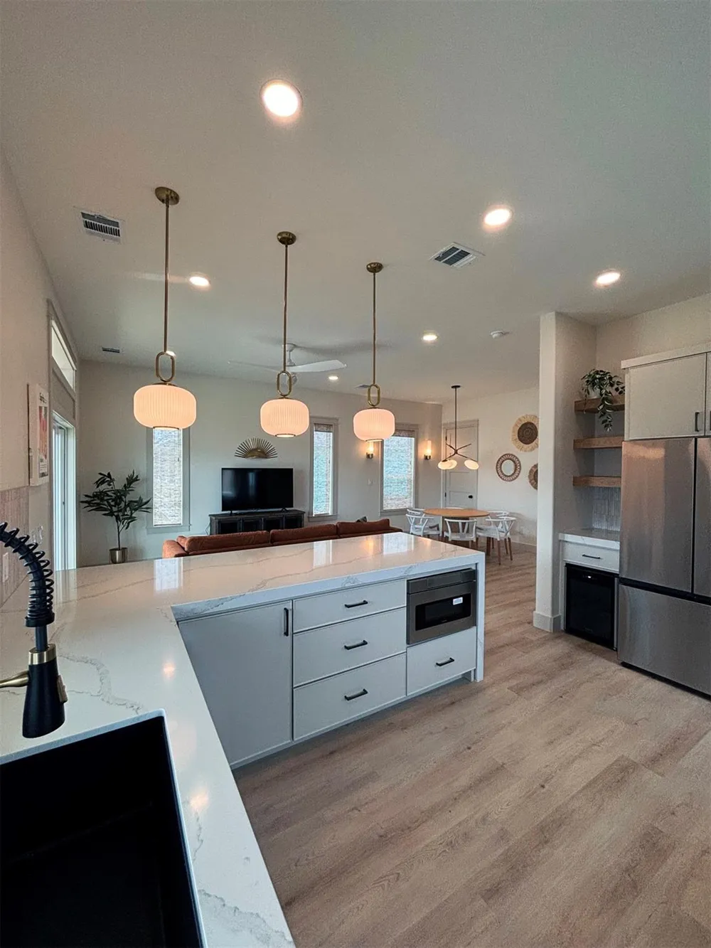 1998 Royalville Court Crystal Beach, TX 77650