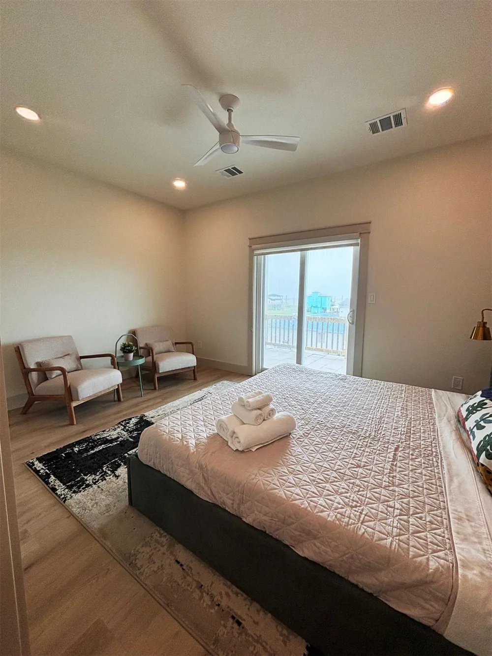 1998 Royalville Court Crystal Beach, TX 77650