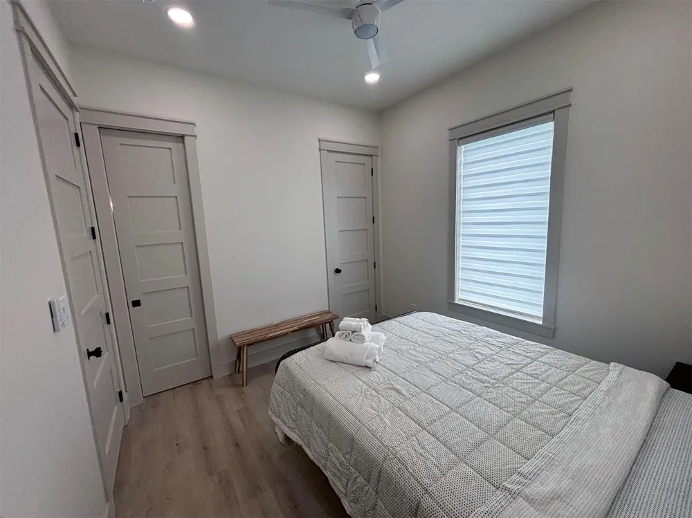1998 Royalville Court Crystal Beach, TX 77650