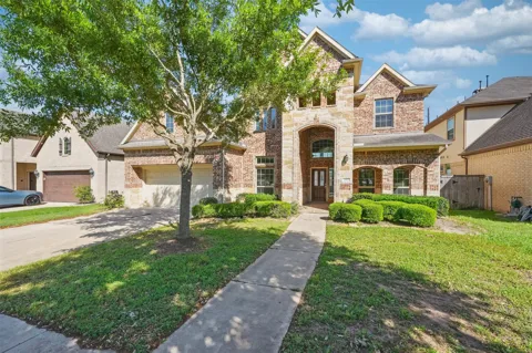 4927 Blackwater Lane