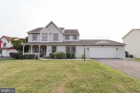 5 CANTERBURY COURT