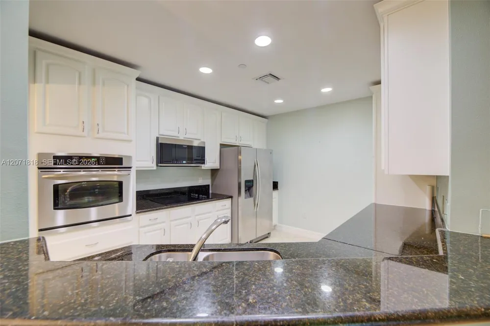16135 Emerald Estates Dr #165 Weston, FL 33331