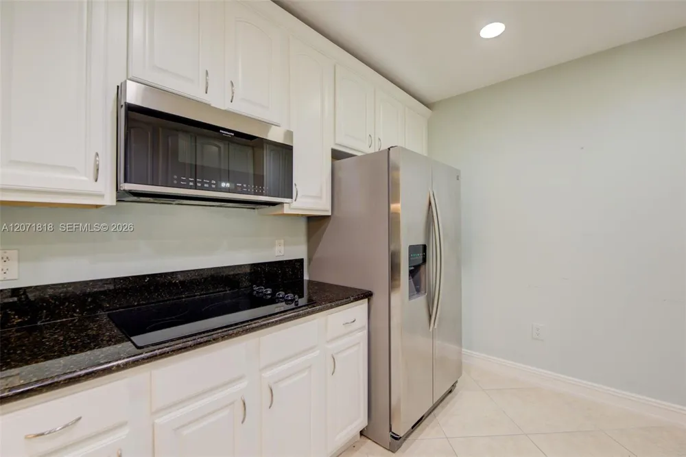 16135 Emerald Estates Dr #165 Weston, FL 33331