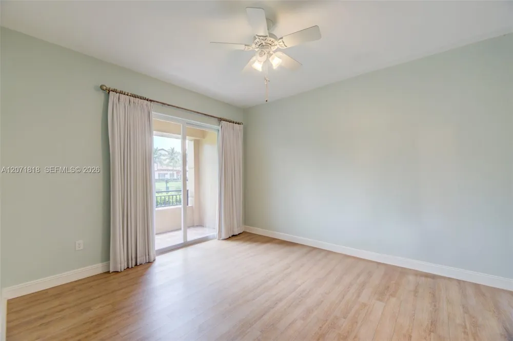 16135 Emerald Estates Dr #165 Weston, FL 33331