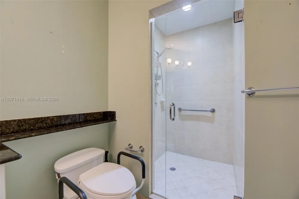 16135 Emerald Estates Dr #165 Weston, FL 33331