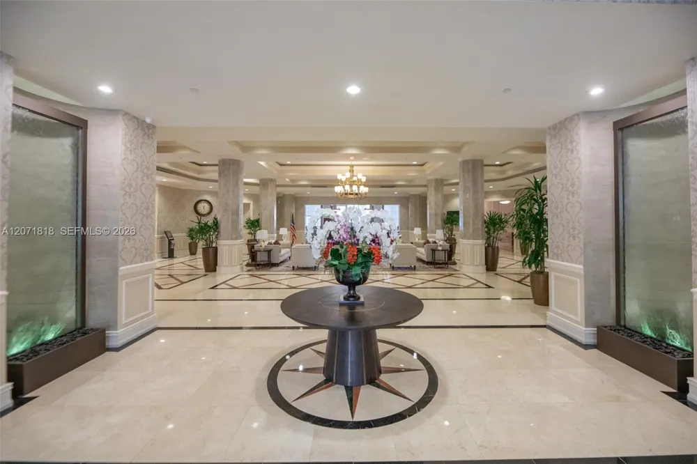 16135 Emerald Estates Dr #165 Weston, FL 33331