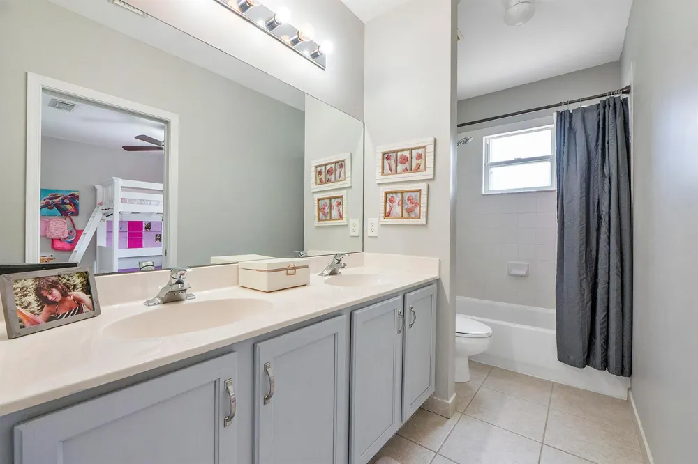 13804 Creston Place Wellington, FL 33414