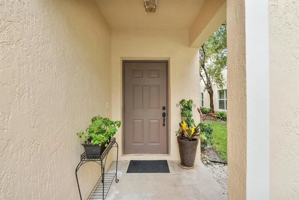 13804 Creston Place Wellington, FL 33414