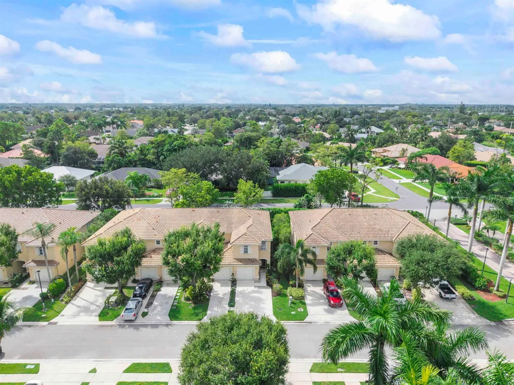 13804 Creston Place Wellington, FL 33414