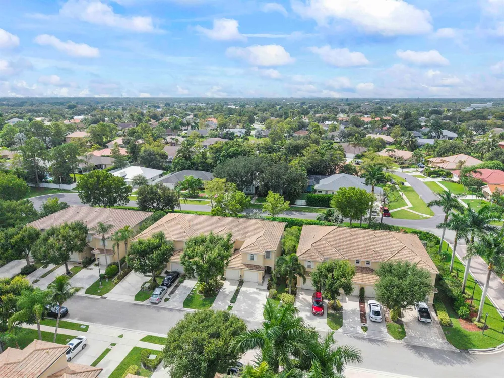 13804 Creston Place Wellington, FL 33414